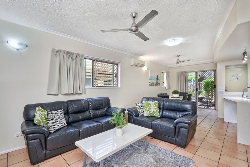 Photo - 412/2 Keem Street, Trinity Beach QLD 4879 - Image 4