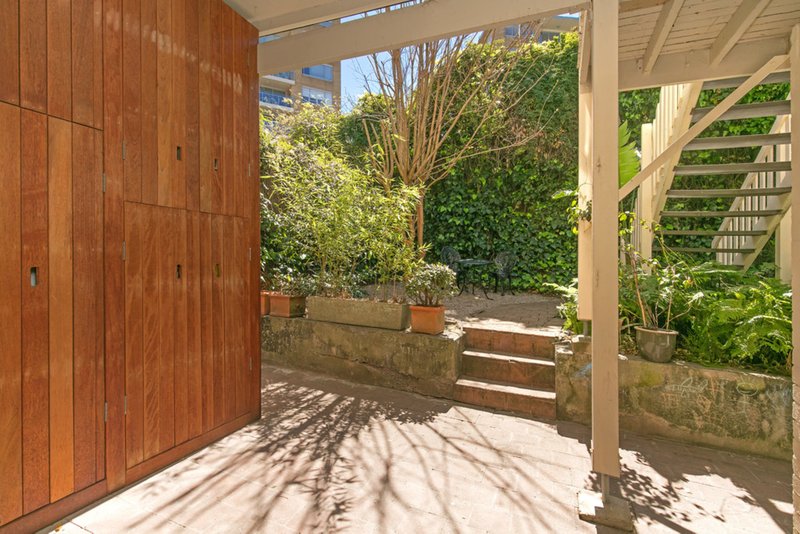 Photo - 4/122 Kirribilli Avenue, Kirribilli NSW 2061 - Image 5