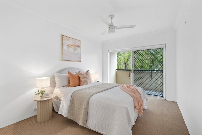 Photo - 4/122 Waterton Street, Annerley QLD 4103 - Image 6