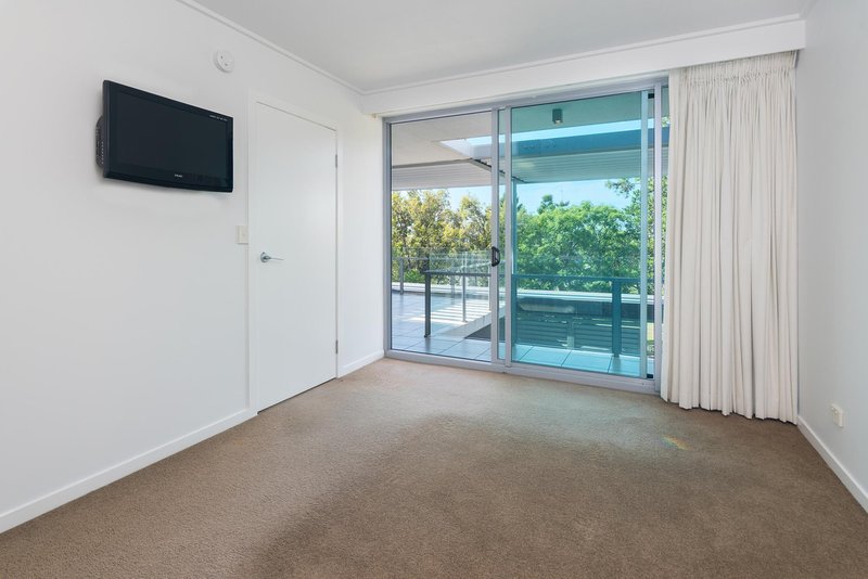 Photo - 412/23 Parkland Street, Nundah QLD 4012 - Image 10