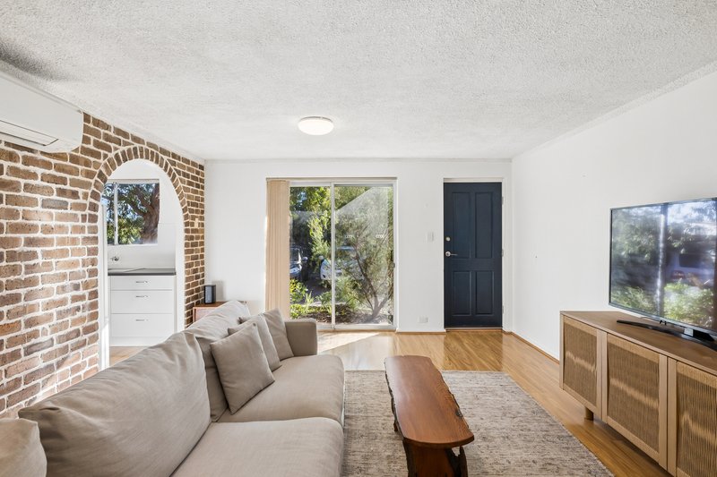 Photo - 4/123 Brighton Road, Scarborough WA 6019 - Image 3