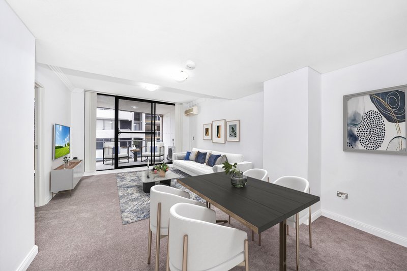 Photo - 412/31 Hassall Street, Parramatta NSW 2150 - Image 2