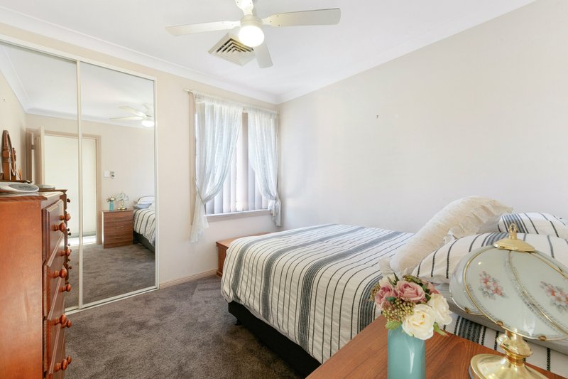 Photo - 4/125 Rex Road, Georges Hall NSW 2198 - Image 7