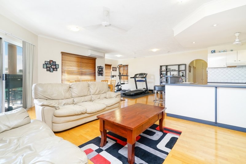 Photo - 4/126 Mitchell Street, Larrakeyah NT 0820 - Image 2