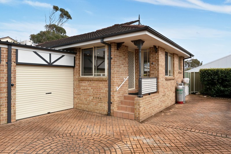 Photo - 4/126 Parkes Street, Helensburgh NSW 2508 - Image 3