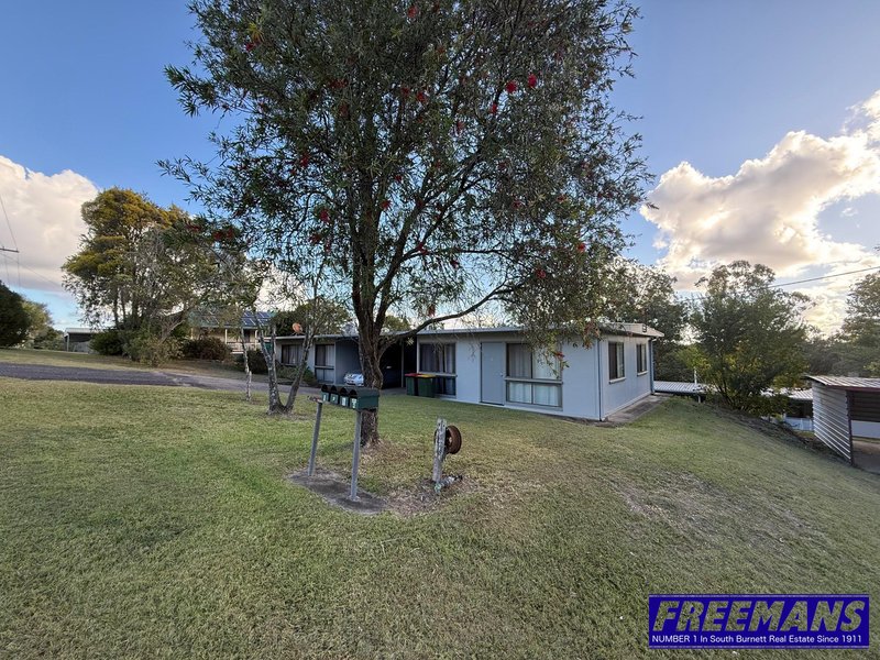 Photo - 4/127 Home Street, Nanango QLD 4615 - Image 1