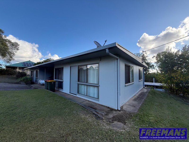 Photo - 4/127 Home Street, Nanango QLD 4615 - Image 3