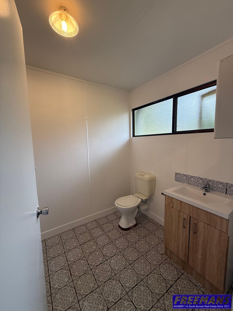 Photo - 4/127 Home Street, Nanango QLD 4615 - Image 6