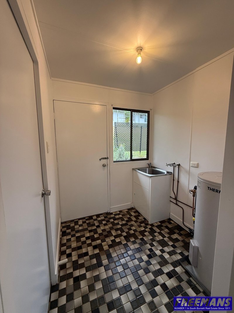 Photo - 4/127 Home Street, Nanango QLD 4615 - Image 8