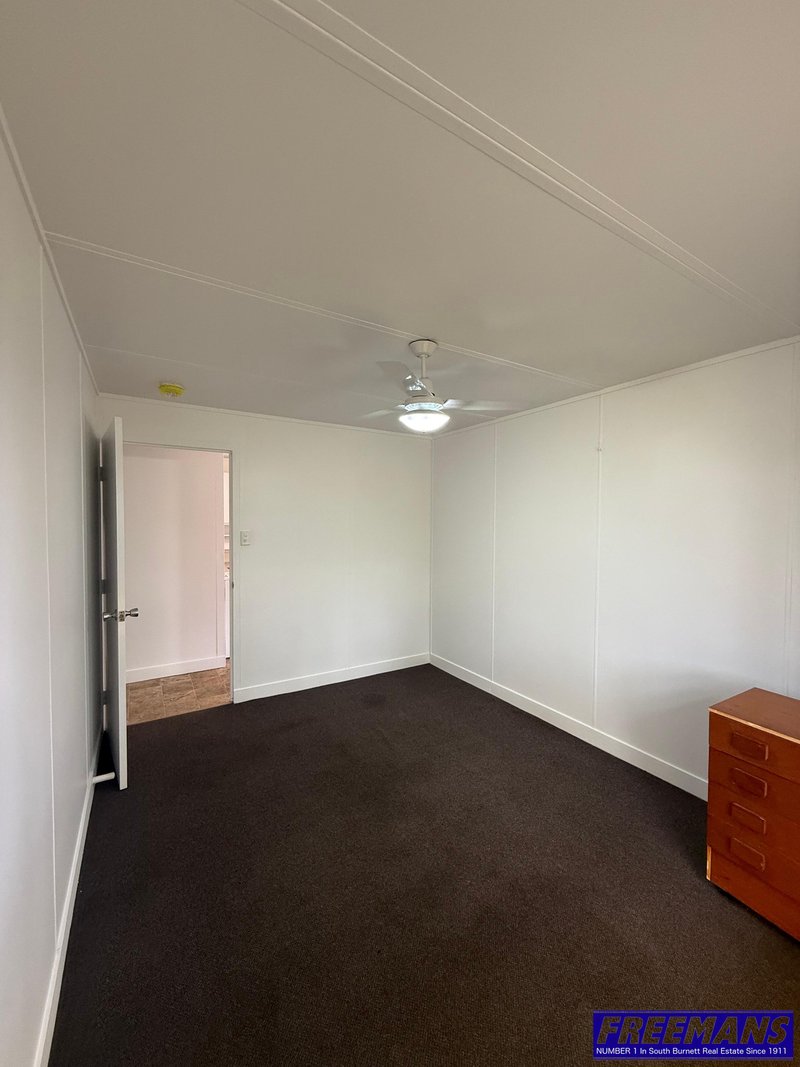 Photo - 4/127 Home Street, Nanango QLD 4615 - Image 12