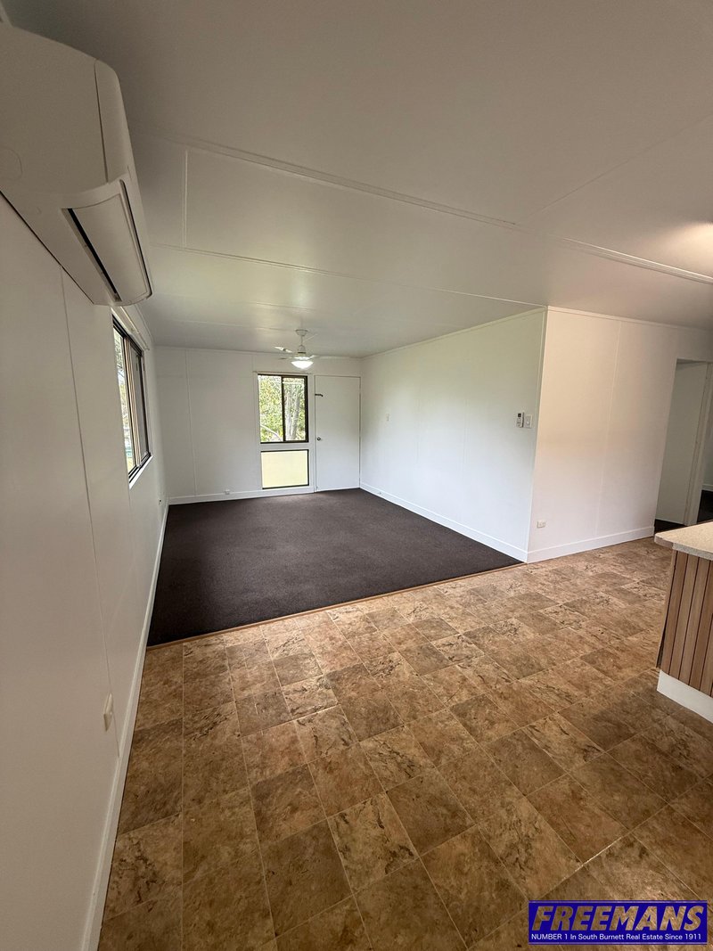 Photo - 4/127 Home Street, Nanango QLD 4615 - Image 18