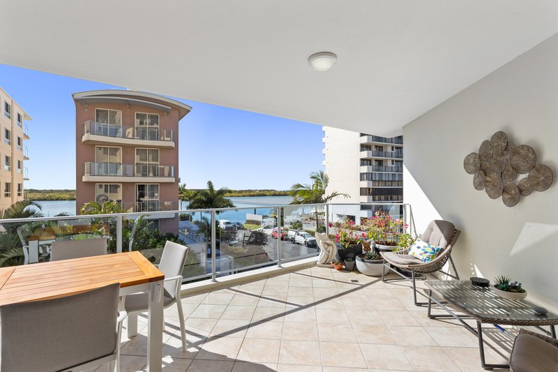 Photo - 4/128 Duporth Avenue, Maroochydore QLD 4558 - Image 3