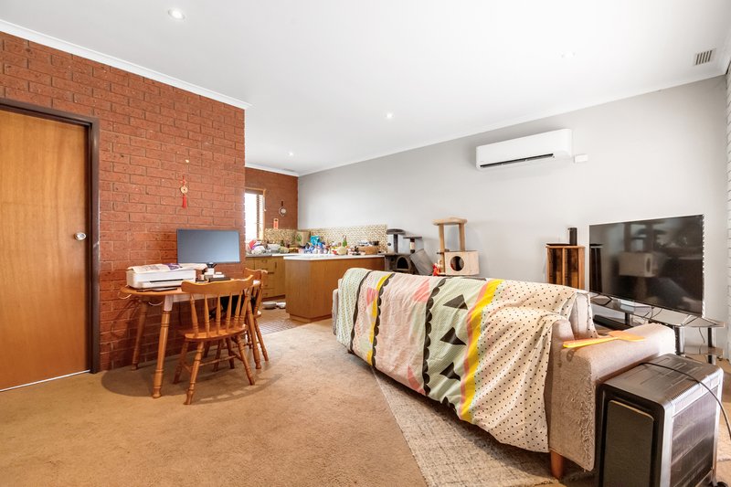 Photo - 4/129 Orange Avenue, Mildura VIC 3500 - Image 6