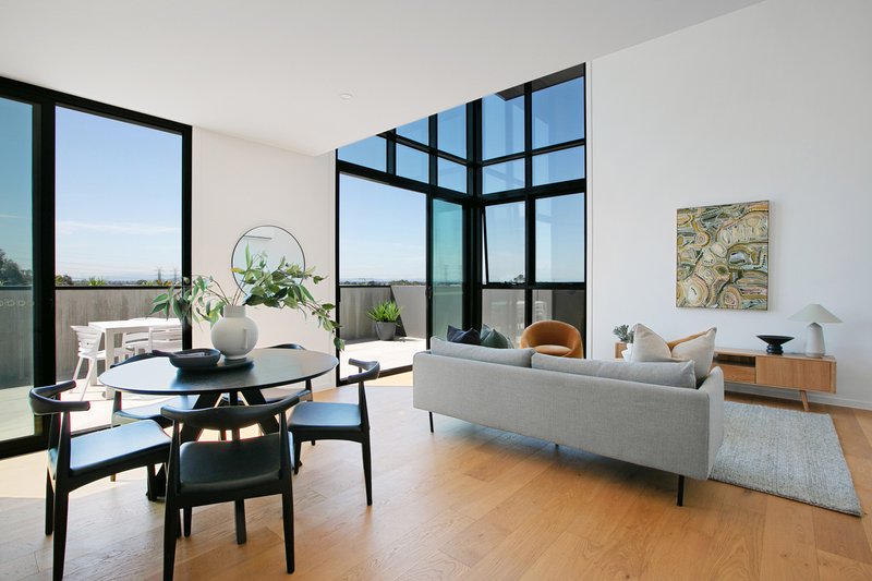 Photo - 412B/51 Johnson Street, Reservoir VIC 3073 - Image 3