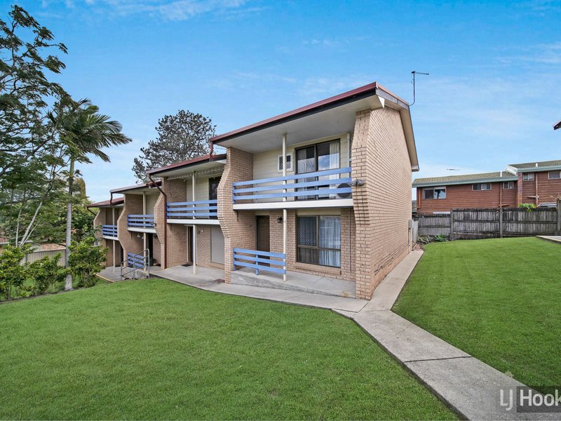 Photo - 4/13-15 Albert Street, Eagleby QLD 4207 - Image 2