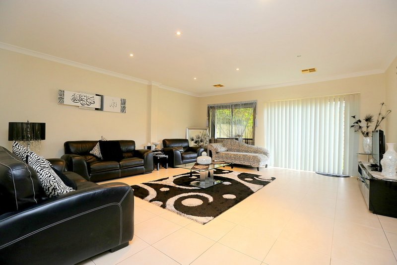 Photo - 4/13-15 Brodie Street, Yagoona NSW 2199 - Image 2