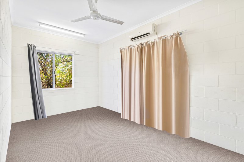 Photo - 4/13-15 Harris Street, Parramatta Park QLD 4870 - Image 6