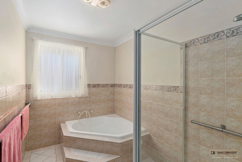 Photo - 4/13-15 Russell Street, Woonona NSW 2517 - Image 8