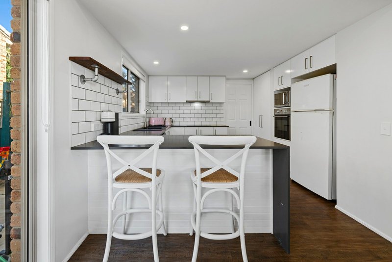 Photo - 4/13-17 Beach Street, Kingscliff NSW 2487 - Image 6