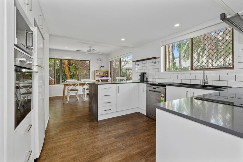 Photo - 4/13-17 Beach Street, Kingscliff NSW 2487 - Image 7