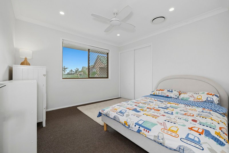 Photo - 4/13-17 Beach Street, Kingscliff NSW 2487 - Image 11