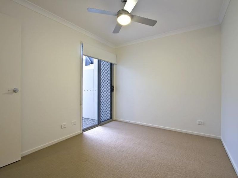 Photo - 4/13 Abbott Street, Camp Hill QLD 4152 - Image 6