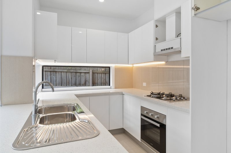 Photo - 4/13 Athol Court, Langwarrin VIC 3910 - Image 3