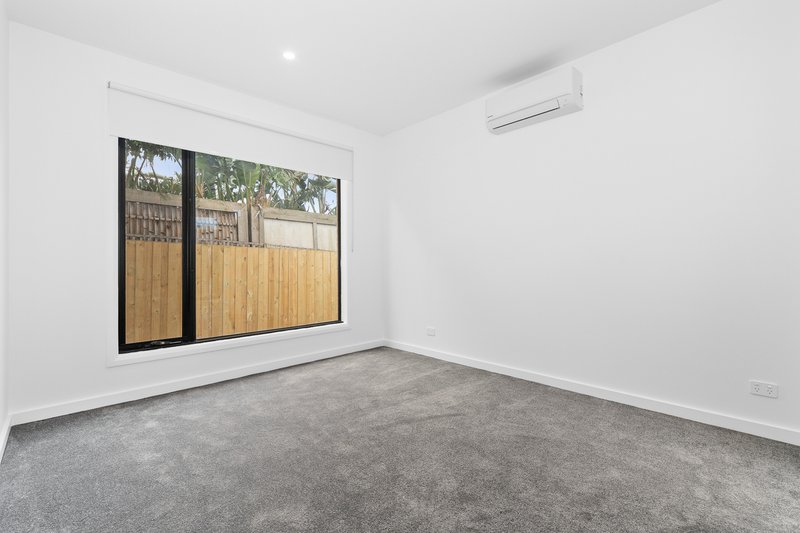Photo - 4/13 Athol Court, Langwarrin VIC 3910 - Image 8