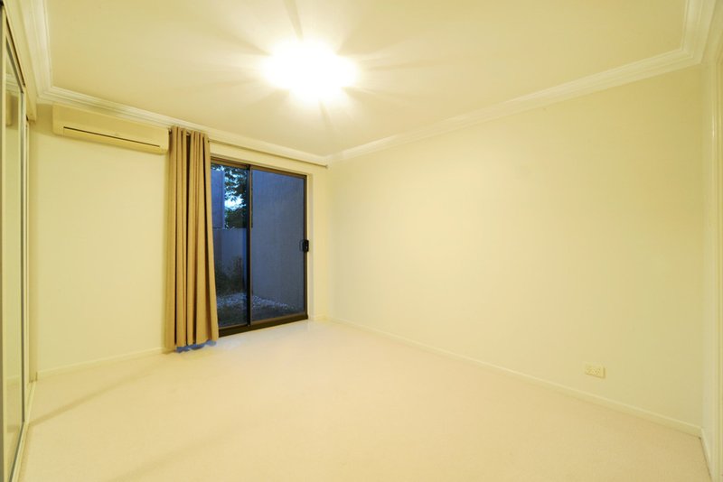 Photo - 4/13 Begley Street, Airlie Beach QLD 4802 - Image 11