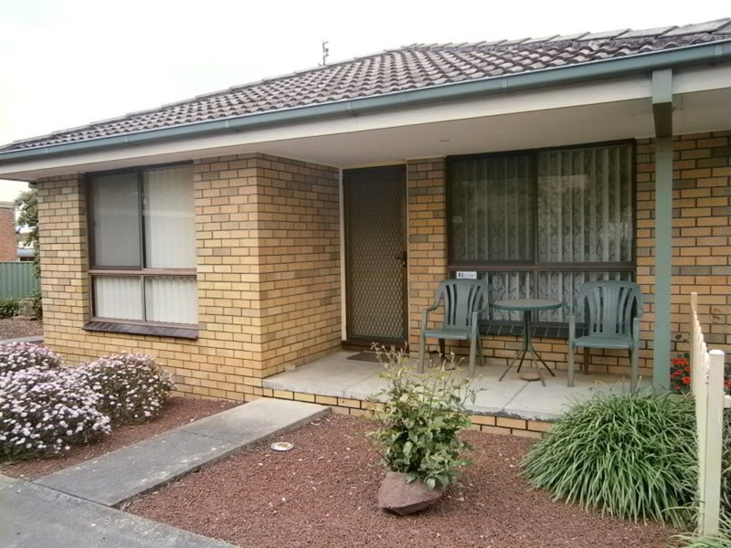 Photo - 4/13 Beverin Street, Sebastopol VIC 3356 - Image