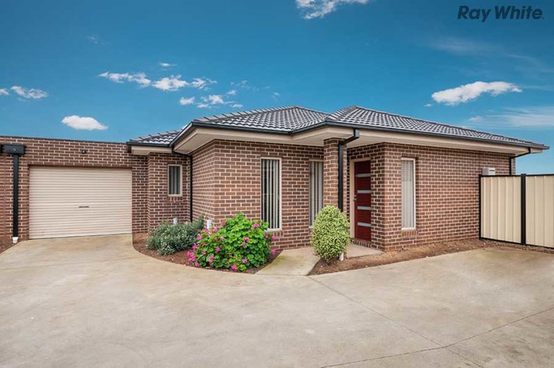 4/13 Bronton Close, Kurunjang VIC 3337