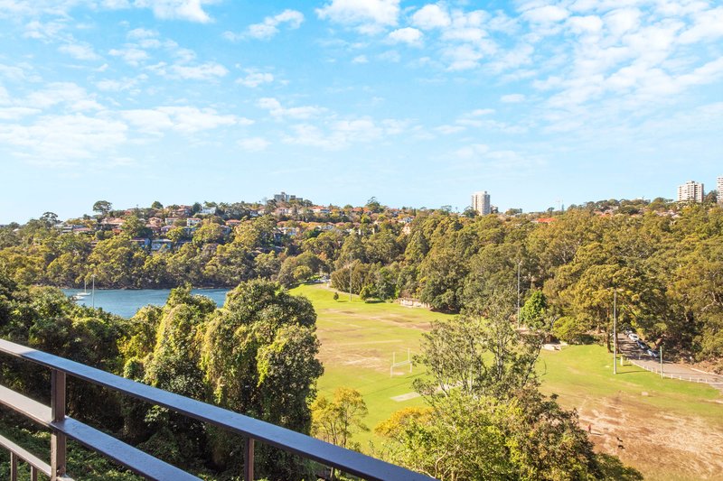 Photo - 4/13 Churchill Crescent, Cammeray NSW 2062 - Image 3