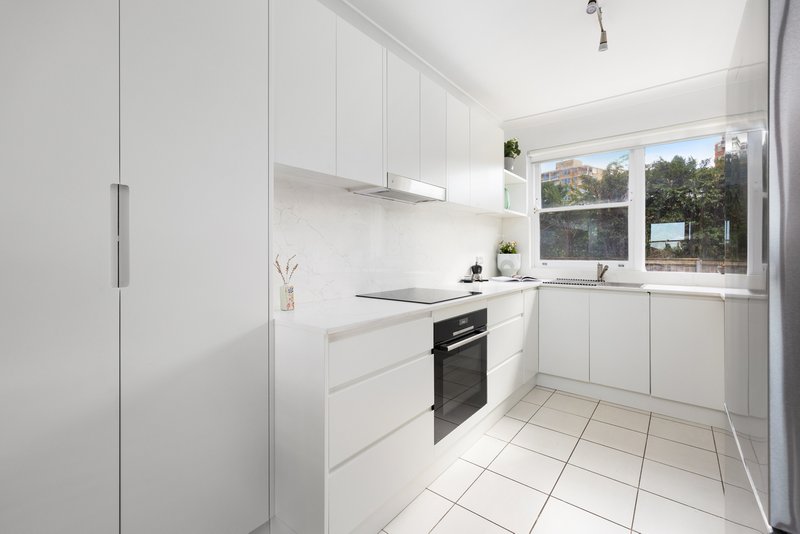 Photo - 4/13 Cranbrook Avenue, Cremorne NSW 2090 - Image 3