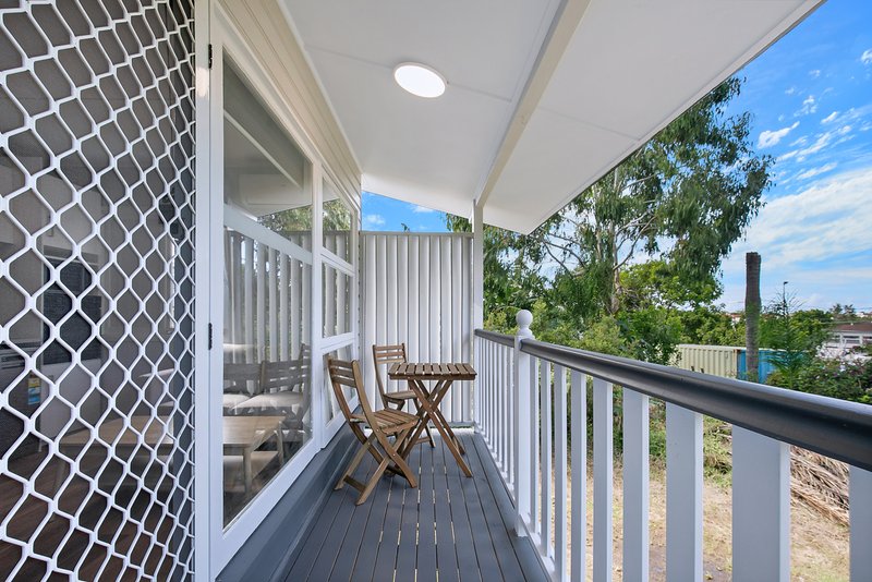 Photo - 4/13 Cremorne Road, Kedron QLD 4031 - Image 7