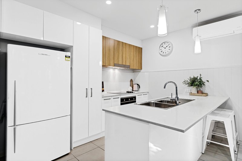 Photo - 4/13 Dulin Street, Maroochydore QLD 4558 - Image 2