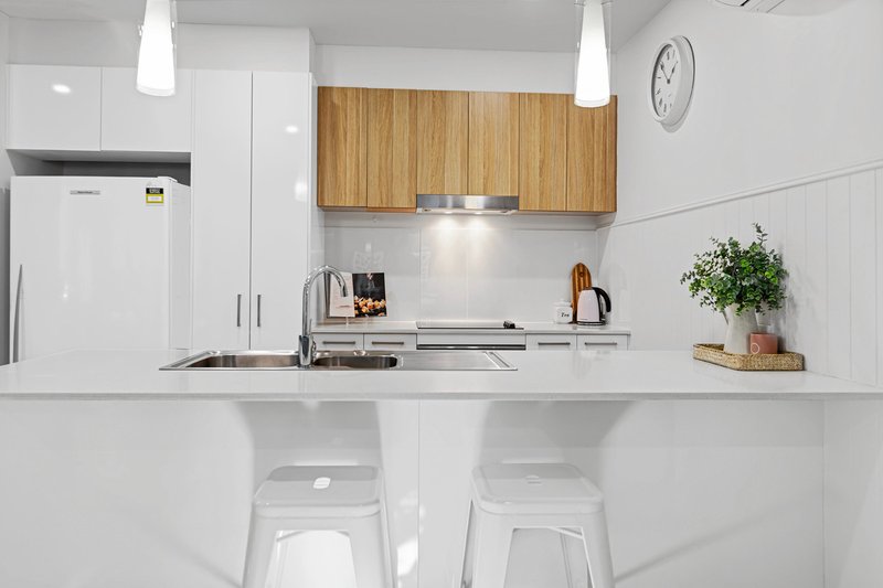 Photo - 4/13 Dulin Street, Maroochydore QLD 4558 - Image 5