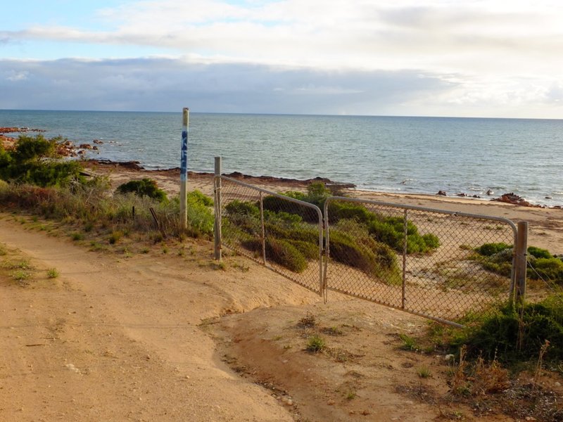 Photo - 413 Myponie Point Drive, Wallaroo SA 5556 - Image 7