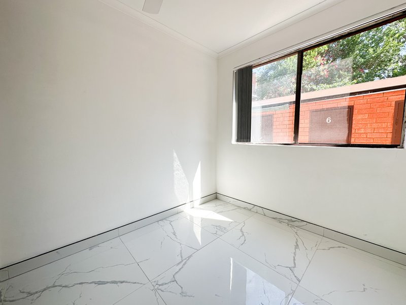 Photo - 4/13 Preston Street, Jamisontown NSW 2750 - Image 9