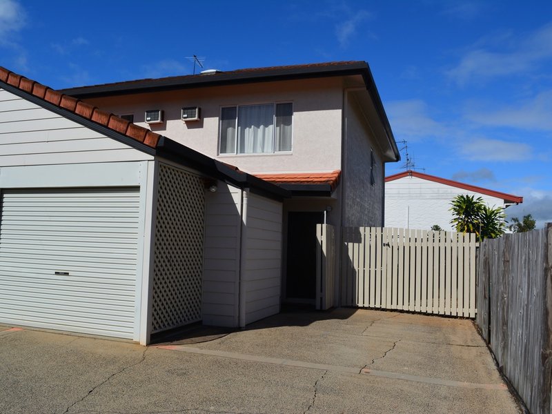 Photo - 4/13 Rutherford Street, Yorkeys Knob QLD 4878 - Image 11