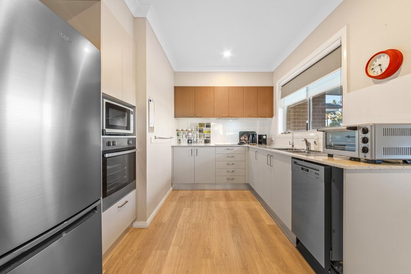 Photo - 4/13 Skyline Street, Gorokan NSW 2263 - Image 3