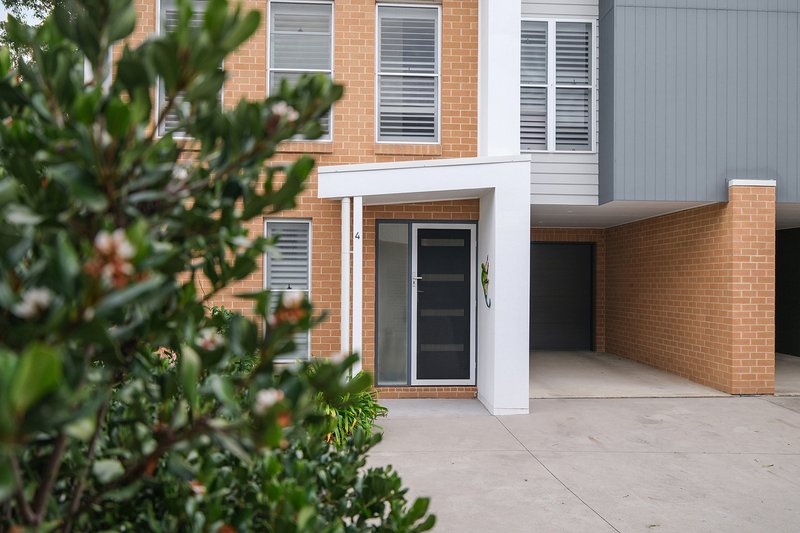 Photo - 4/13 St Andrews Way, Fletcher NSW 2287 - Image 15
