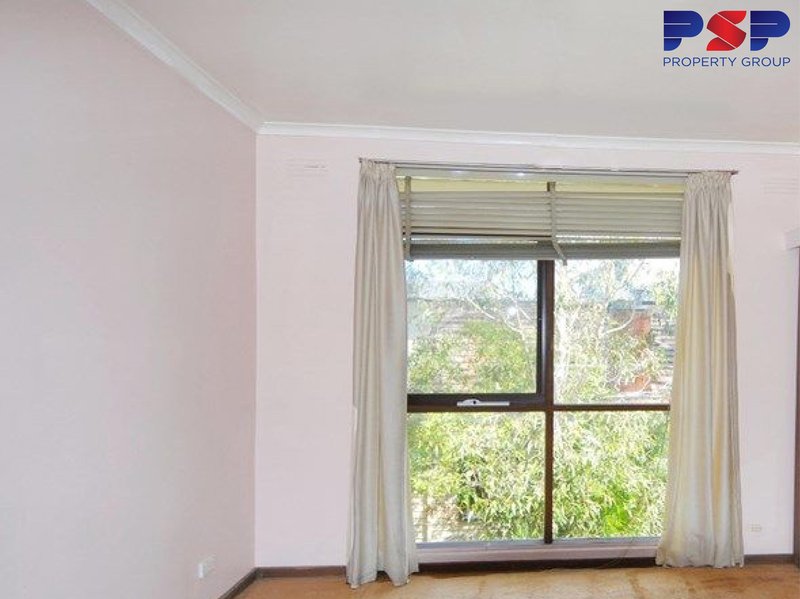 Photo - 4/13 Station Street, Blackburn VIC 3130 - Image 6