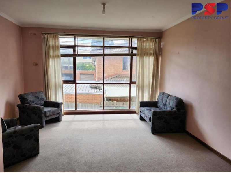 Photo - 4/13 Station Street, Blackburn VIC 3130 - Image 9