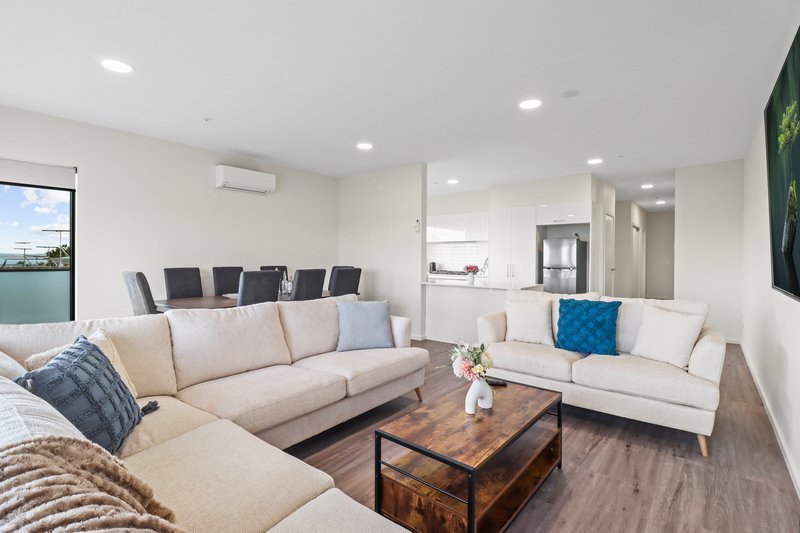 Photo - 4/13 York Street, Geelong VIC 3220 - Image 2