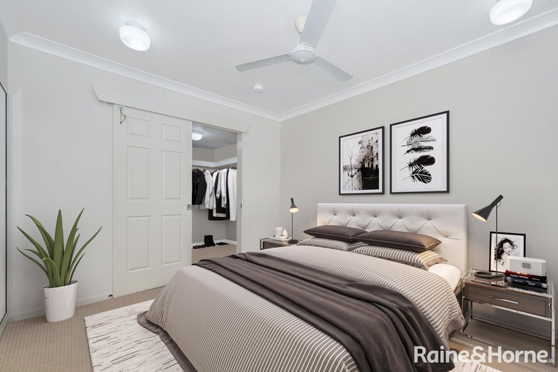 Photo - 4/130 Eyre Street, North Ward QLD 4810 - Image 4