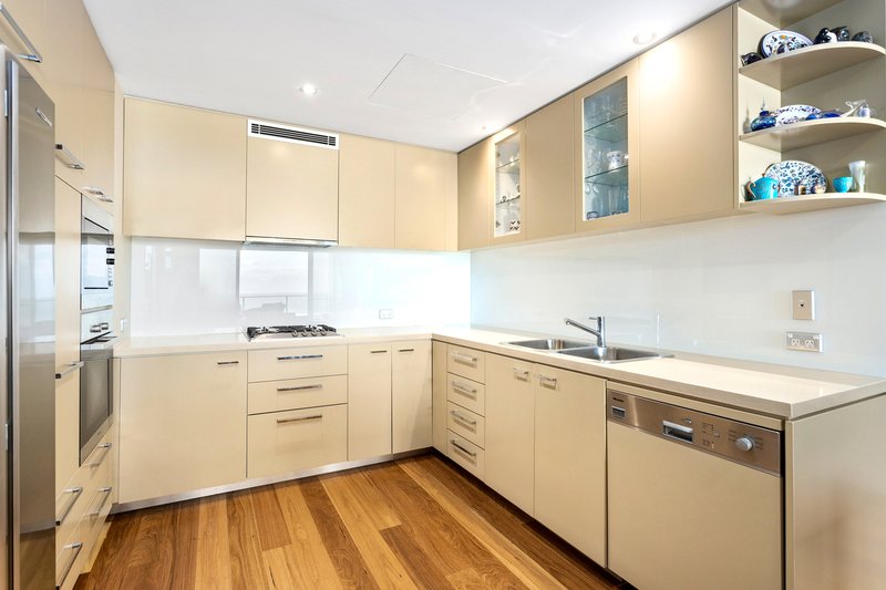 Photo - 413/1 Ross Street, Wollongong NSW 2500 - Image 8