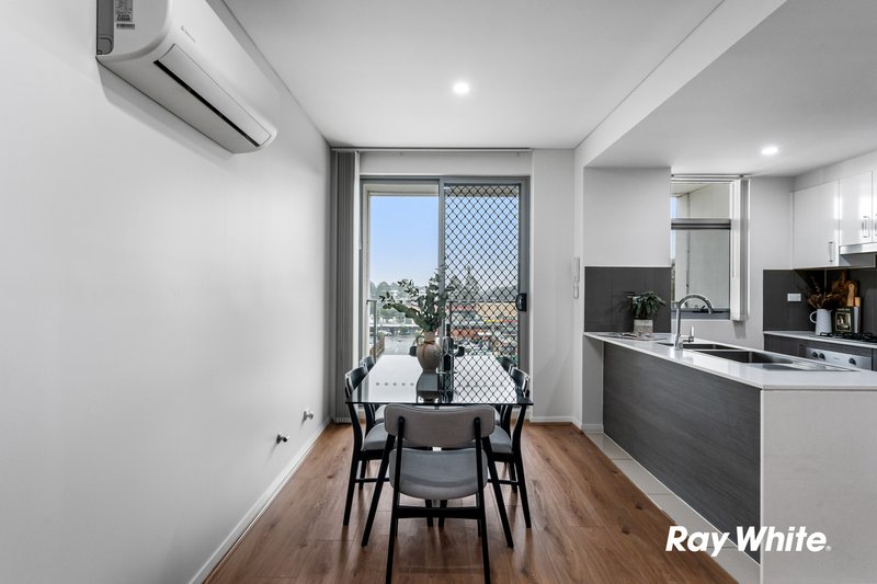 Photo - 413/25 Railway Road, Quakers Hill NSW 2763 - Image 3