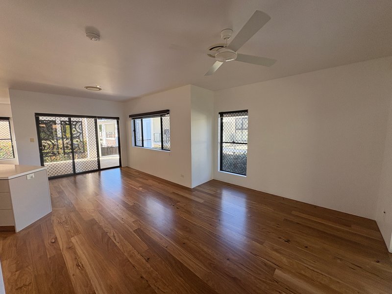 Photo - 4/134 Ridgeway Avenue, Southport QLD 4215 - Image 5