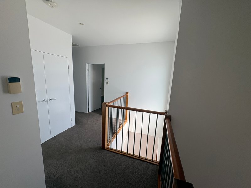 Photo - 4/134 Ridgeway Avenue, Southport QLD 4215 - Image 8