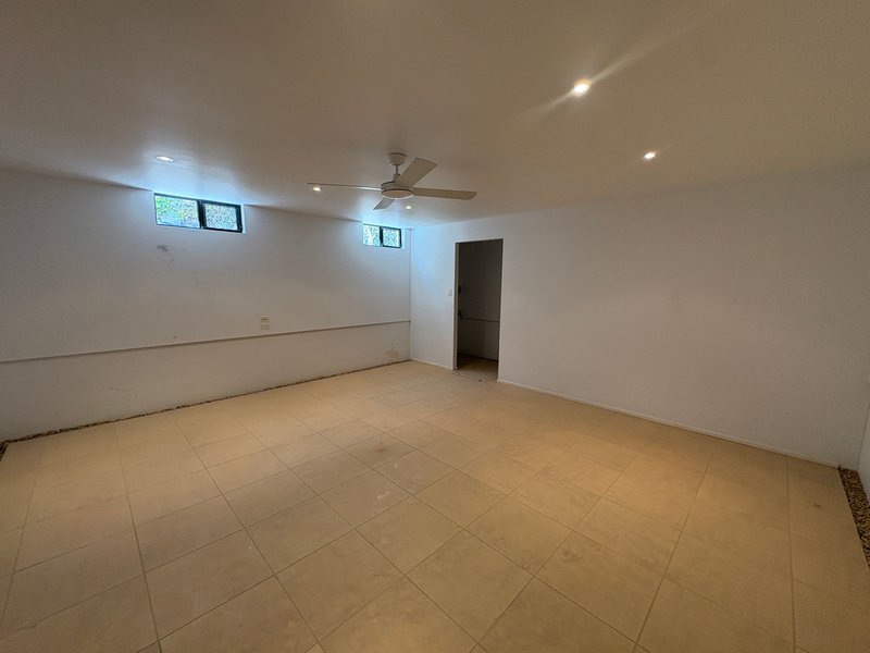 Photo - 4/134 Ridgeway Avenue, Southport QLD 4215 - Image 21